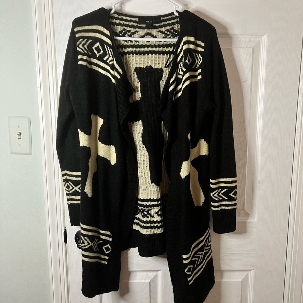 cream and black open cardigan